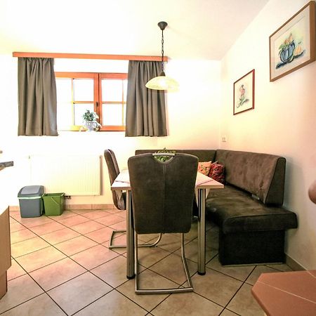 Apartment Plank Stumm Buitenkant foto